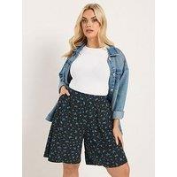 Yours Curve Jersey Crinkle Ditsy Print Shorts - Blue
