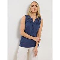 Long Tall Sally Tall Sleeveless Broidery Yoke Vest