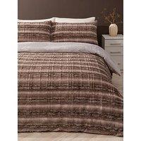 The Very Collection Alaan Faux Fur Duvet Set