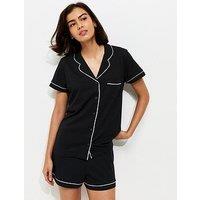 New Look Revere Collar Short Sleeve Top And Shorts Pyjama Set - Black
