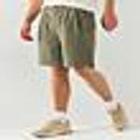 Calvin Klein Jeans Pleated 9 Chino Shorts - Khaki