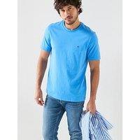 Tommy Hilfiger Regular Fit Essential Flag T-Shirt - Blue