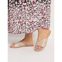 Yours Extra Wide Fit V Cut Mule