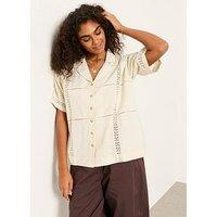 Fatface Kara Detail Shirt - Cream