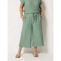 Yours Curve Bubble Textured Crops Co-Ord - Green