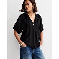 New Look Puff Sleeve V-Neck Blouse - Black