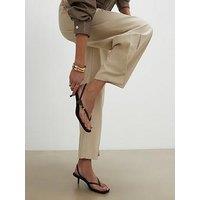 River Island Toe Thong Low Heel Sandal - Brown