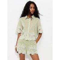 New Look Cotton Flower Embroidered Cropped Co-Ord Shirt - Green