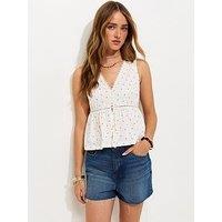 New Look Floral Print V-Neck Top - White