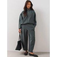 The Very Collection Curve Barrel Leg Jogger Co-Ord