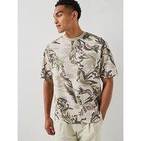 Boss Te_Barb Botantical Printed T-Shirt - Green