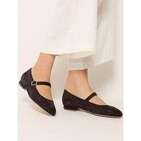 Yours Almond Toe Mary Jane Shoe