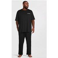Jack & Jones Plus Everest T-Shirt And Trousers Pyjama Set - Black
