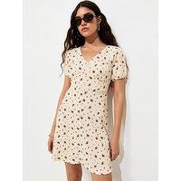 New Look Floral V-Neck Short Sleeve Mini Dress - White