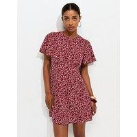 New Look Floral Print Crepe Flutter Sleeve Mini Dress - Pink