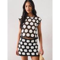 Mango Crochet Co-Ord Sweater With Flowers - Black