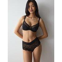 Triumph Love And Lace Wired Bra - Black