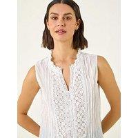 Roman Lace Crinkle V-Neck Blouse