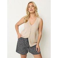 Yours Curve Ditsy Floral Shorts - Black