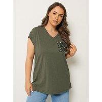 Yours Curve Stud Pocket T-Shirt - Green