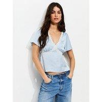 New Look Lace Trim Flutter Sleeve Satin Tea Top - Light Blue