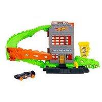 Hot Wheels City Croc Pizza Attack Playset