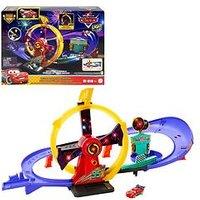 Disney Cars Race To Celebrate Lightning Mcqueen Celebration Raceway Playset