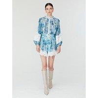 Jovonna London Sia Women'S Printed Lace Trim Belted Shorts - Blue