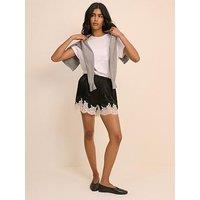 Nobodys Child Virgo Lace Trim Shorts - Black