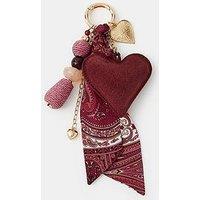 Accessorize 