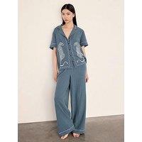 Chelsea Peers Organic Cotton Embroidered Leopard Long Pyjama Set - Blue