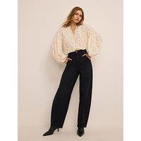 Mint Velvet Relaxed Barrel Leg Jeans - Black