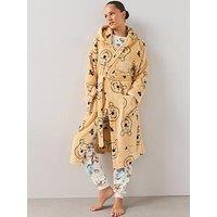 Brand Threads Winnie The Pooh Fleece Robe