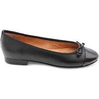 Jones Bootmaker Olivie Ballerina Pump - Black