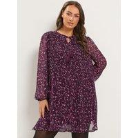 Yours Curve Pleated Floral Dress
