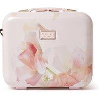Ted Baker 