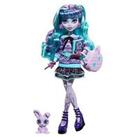 Monster High Creepover Party Twyla Fashion Doll & Accessories
