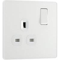 BG Evolve 13A Single Socket - Pearlescent White