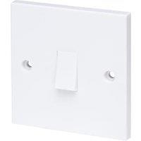 Wickes Square Edge 10A 1 Gang 2 Way Single Light Switch - White - Pack of 5