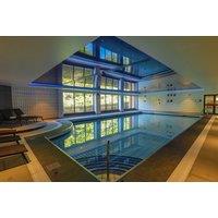 4* Hampshire Court Spa Stay for 2: Breakfast, Dinner & Late Checkout - Treatment Upgrade!