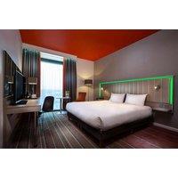 3* or 4* Manchester Break - Up to 2 Nights with The Cube Urban Playground Experience Entry