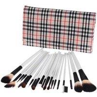 20Pc Tartan Brush Set