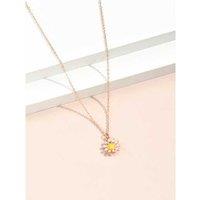 Charming Rose Gold White Daisy Necklace