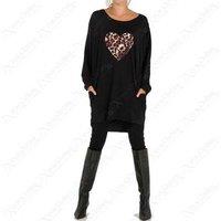 Unisex Black Oversized Leopard Print Heart Motif Top