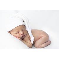 Newborn Photoshoot & 5 Prints - Km Photography