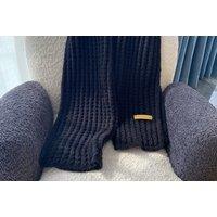Unisex Thick Knitted Scarf - In 7 Colours - Black