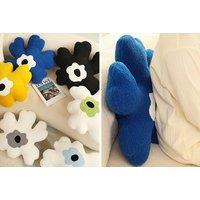 Flower Shaped Plush Throw Pillow - 5 Colours