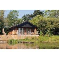 Luxury York Lodge Break With Hot Tub For Up To 4 - 2 Or 3 Nights - Full School Hols Availability
