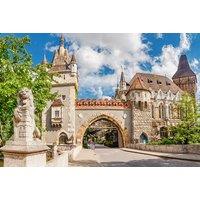 4* Budapest City Break: Central Hotel Stay & Flights- Optional Evening River Cruise With Fizz!