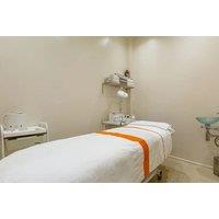 30-Minute Back, Neck & Shoulder Massage with Consultation for Women at RHealthb, Wimbledon